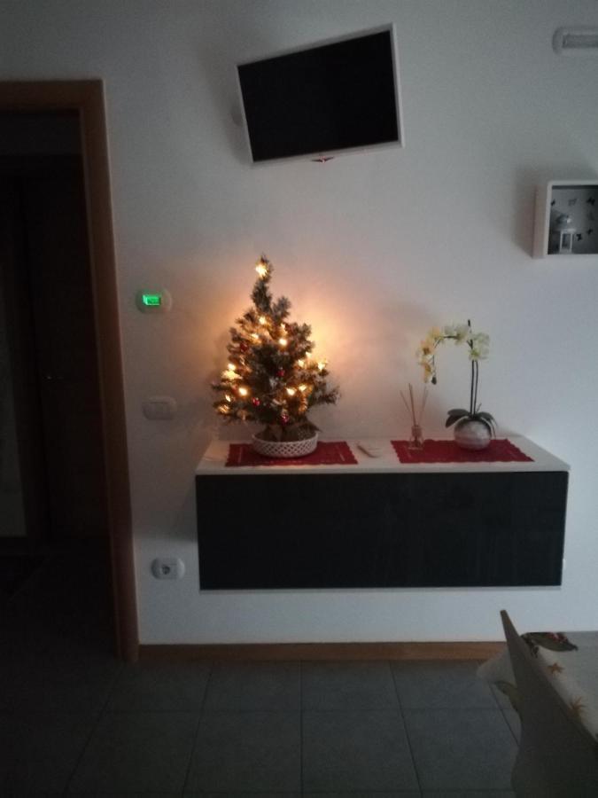 Ca Delle Rose Apartment Роверето Екстериор снимка